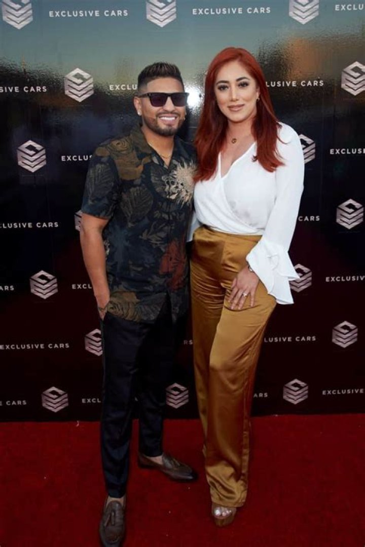 Abner Mares Net Worth | Wife