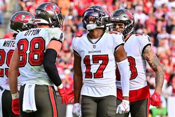 Bucs move on from WR Russell Gage