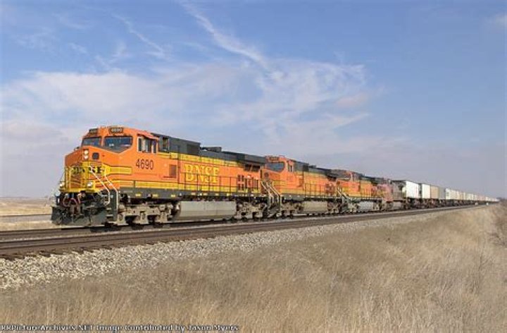 Edelstein IL - Trains Magazine