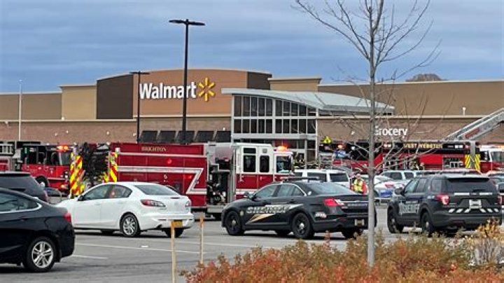 Fishers Walmart evacuated during fire