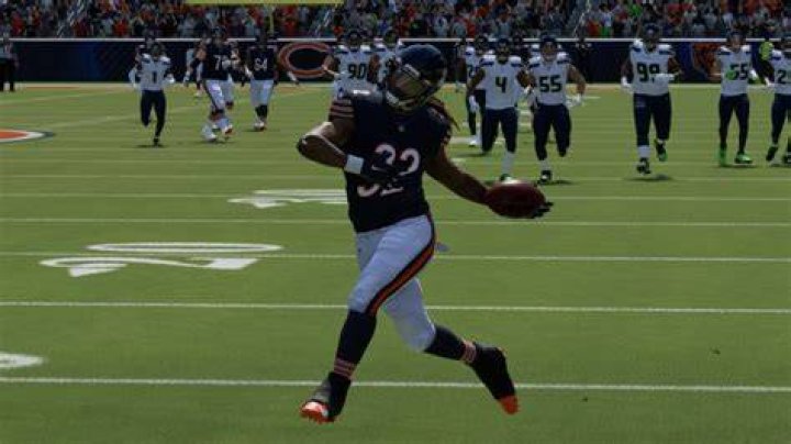 How to intercept a pass in Madden 24?